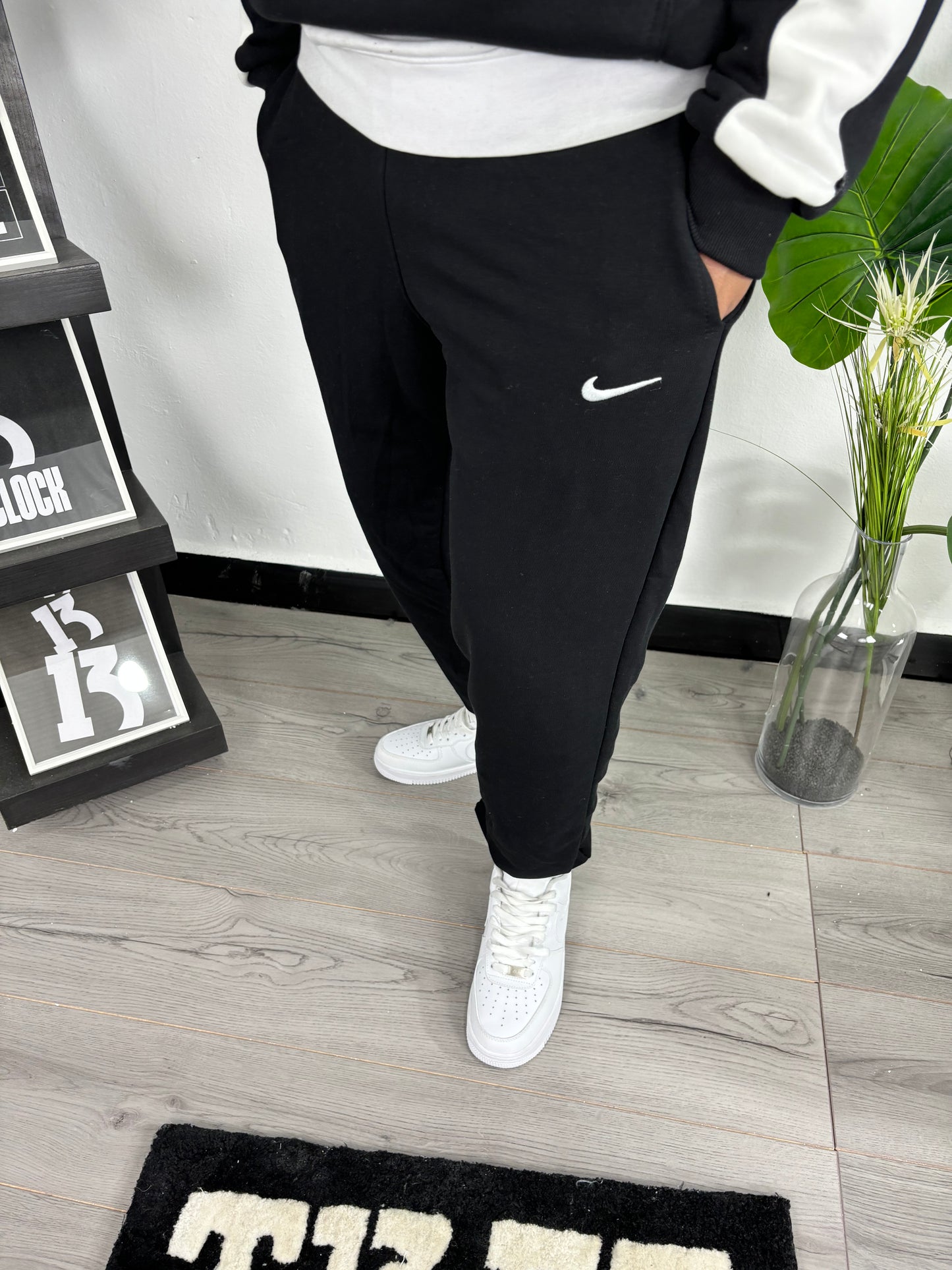 Classic Nike joggers - Black